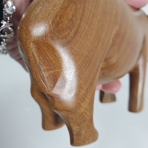 Vintage Hand-Carved Teak Rhino Figurine – Mid-Century Safari Animal Sculpture - Picture 13 of 13